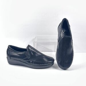 SAS Dream Shoes Womens 7 W Black Snake Print Leather Slip On Loafers Comfort USA